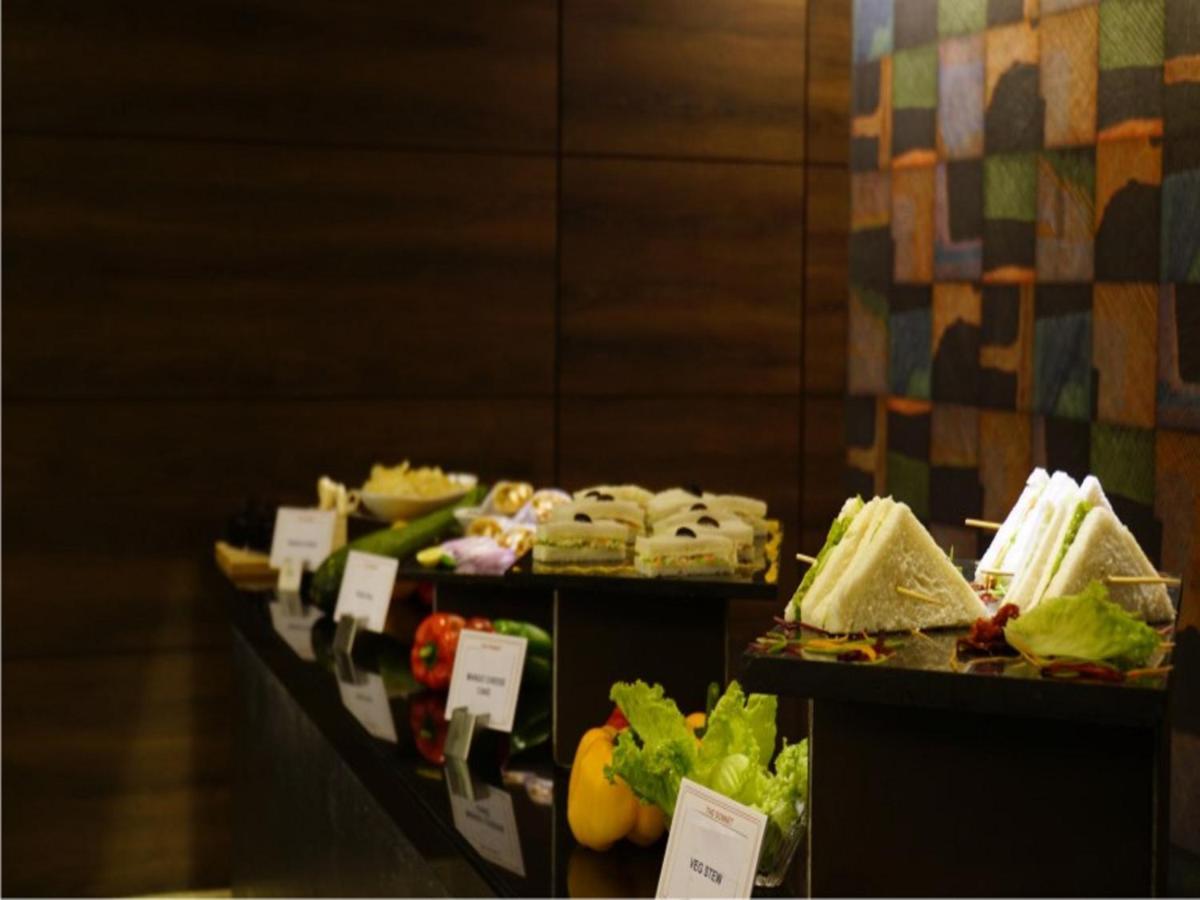Hotel The Sonnet Jamshedpur Exterior foto