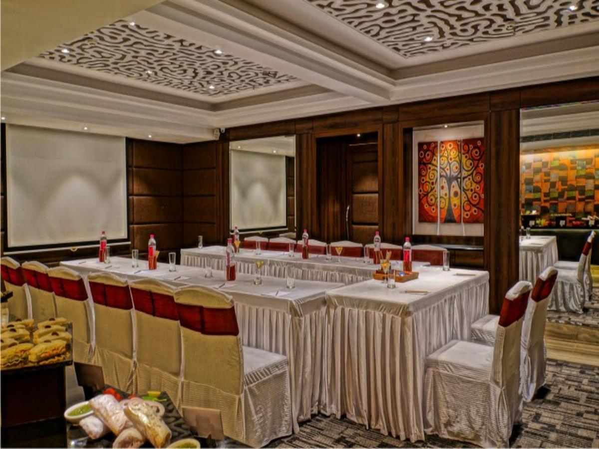 Hotel The Sonnet Jamshedpur Exterior foto